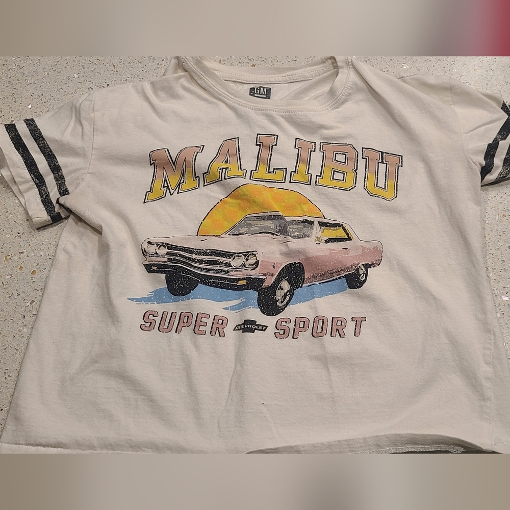 GM Malibu Chevrolet Women's T-Shirt, size small